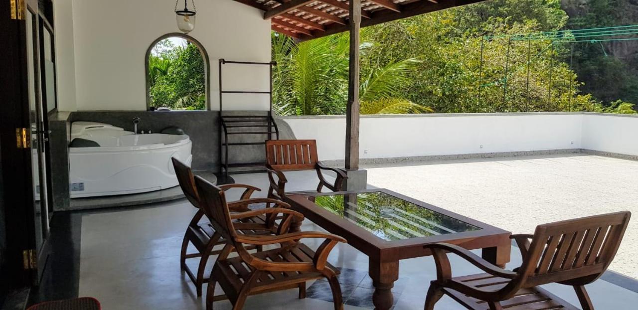 Green Villa Unawatuna Bagian luar foto
